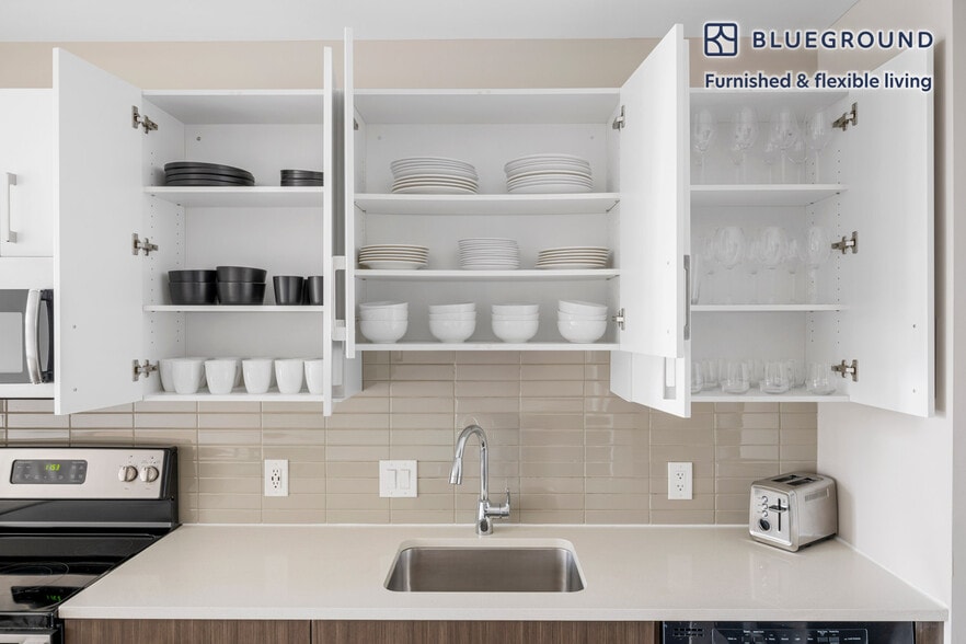 Building Photo - 1 Nashua St