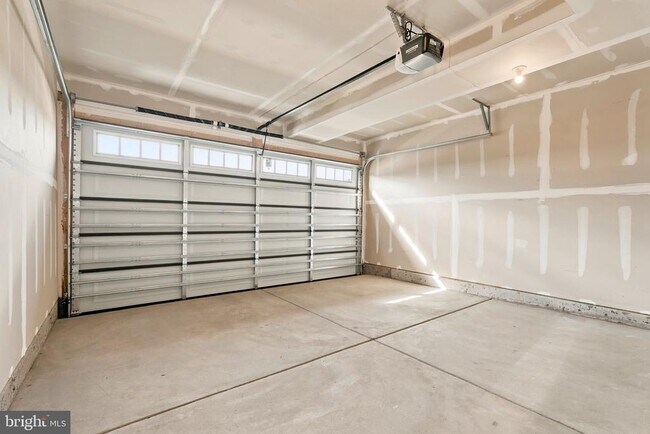 Building Photo - 11152 Lanier Farm Lp