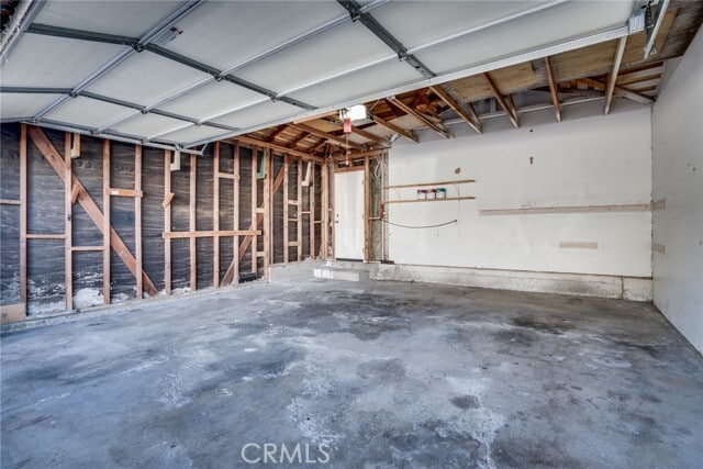 Building Photo - 8162 Eastport Dr