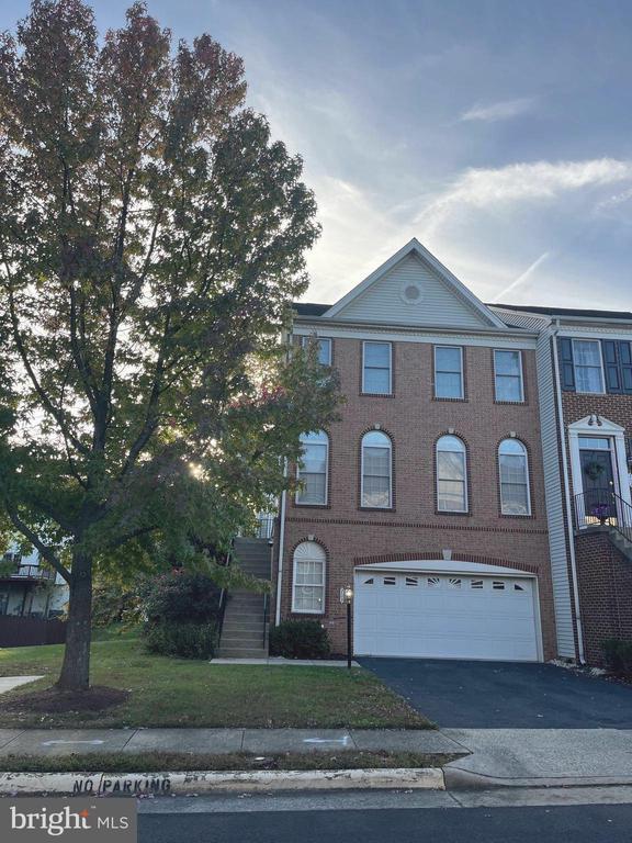 Building Photo - 209 Misty Pond Terrace