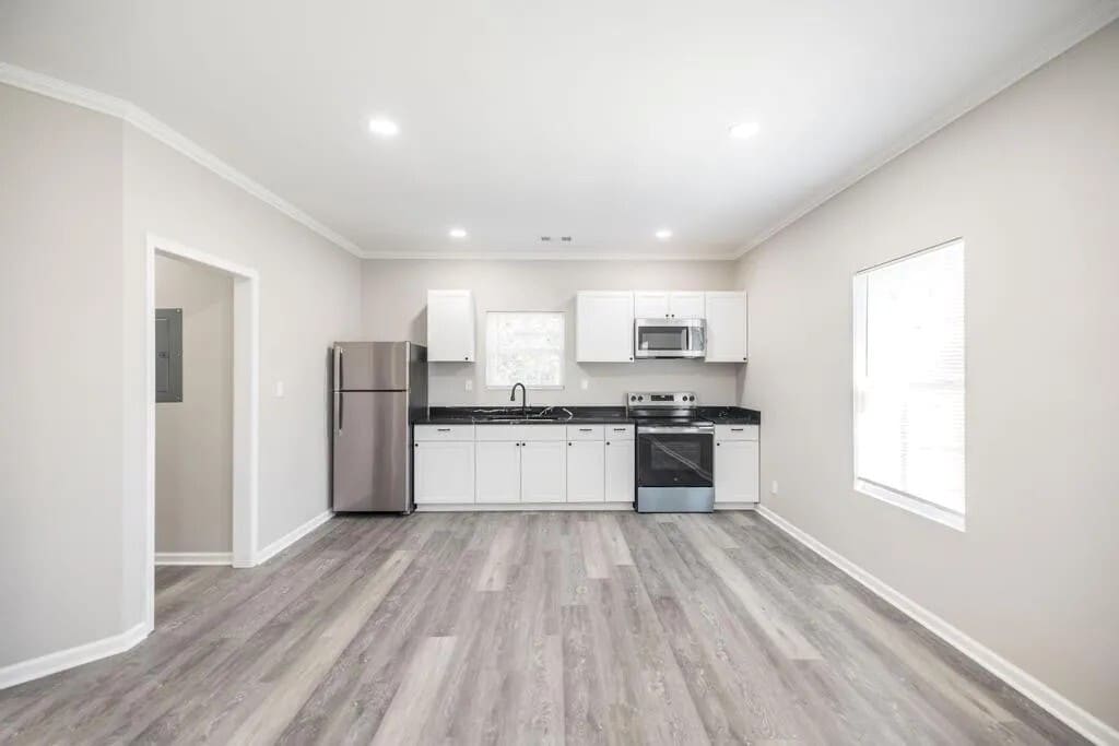 Building Photo - 2609 Beech Ave