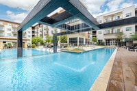 Building Photo - Evoke