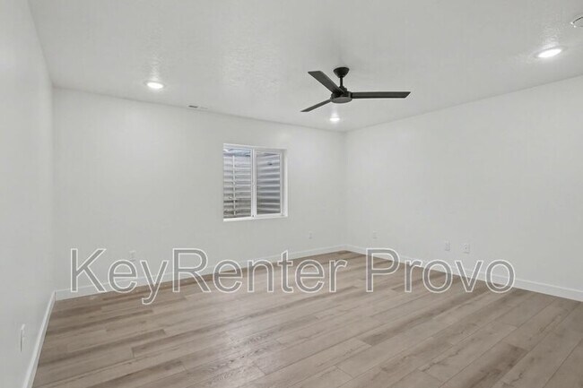 Building Photo - 4152 E Bonne Vista Dr