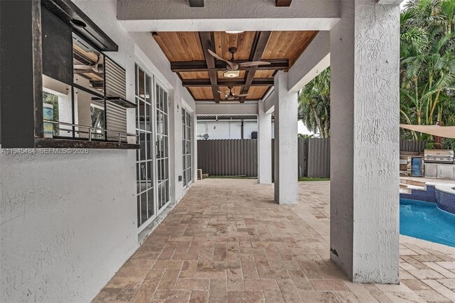 Building Photo - 1102 SW 149th Path