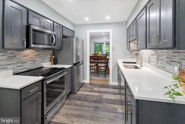 Building Photo - 12077 Willowood Dr