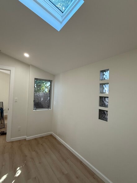 Building Photo - 237 San Juan Ave