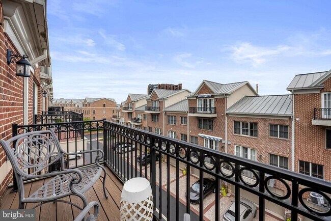 Building Photo - 2614 Lighthouse Ln