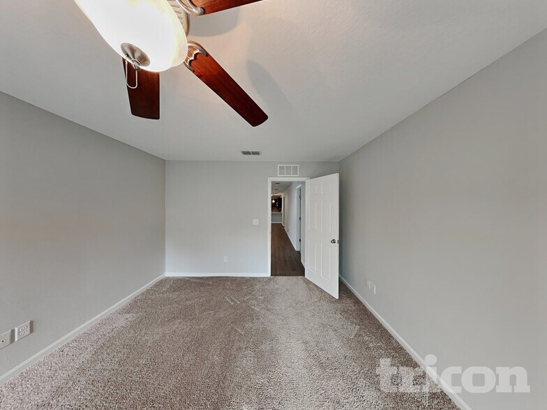Building Photo - 7364 Townsend Village Ln