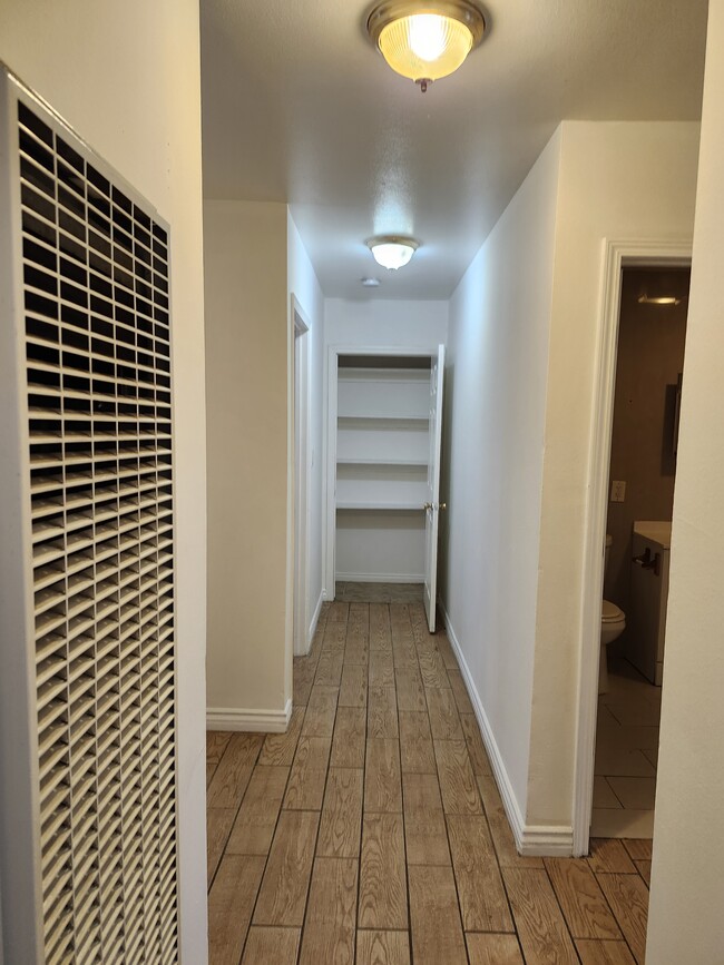 VIEW FROM MASTER TO HALL WAY-LINEN CLOSET - 2106 S Ridgeley Dr