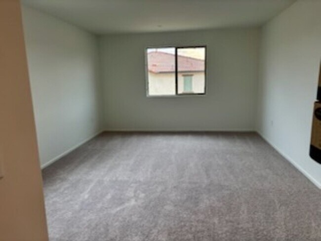 Building Photo - Brand New two-story 6 Bedrooms, 3 Baths So...