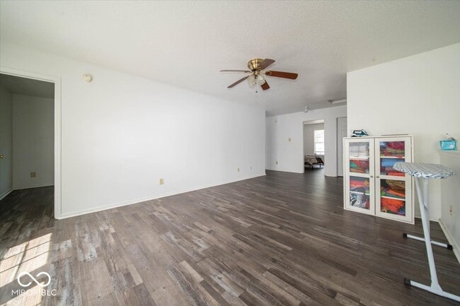 Building Photo - 2897 Sentiment Ln
