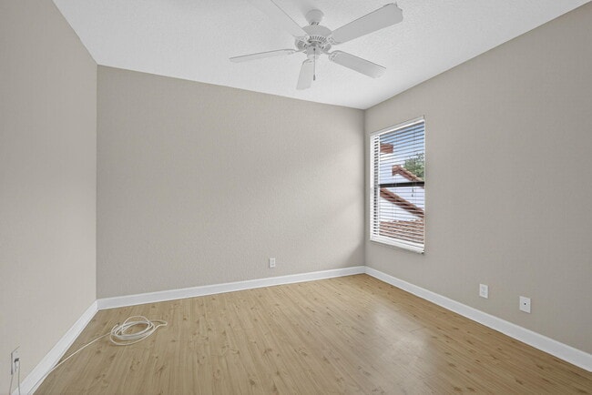 Building Photo - 131 Island Way