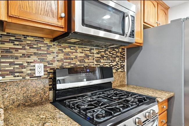 Building Photo - 4439 Powderhorn Dr