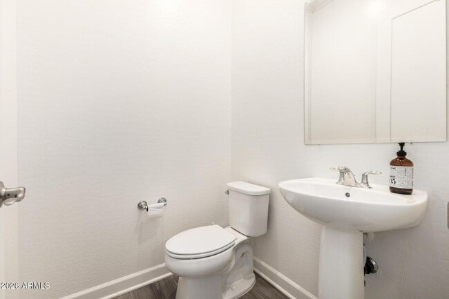 Building Photo - 11048 E Utah Ave