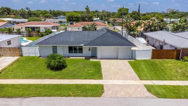 Building Photo - 669 NW 15th Ave