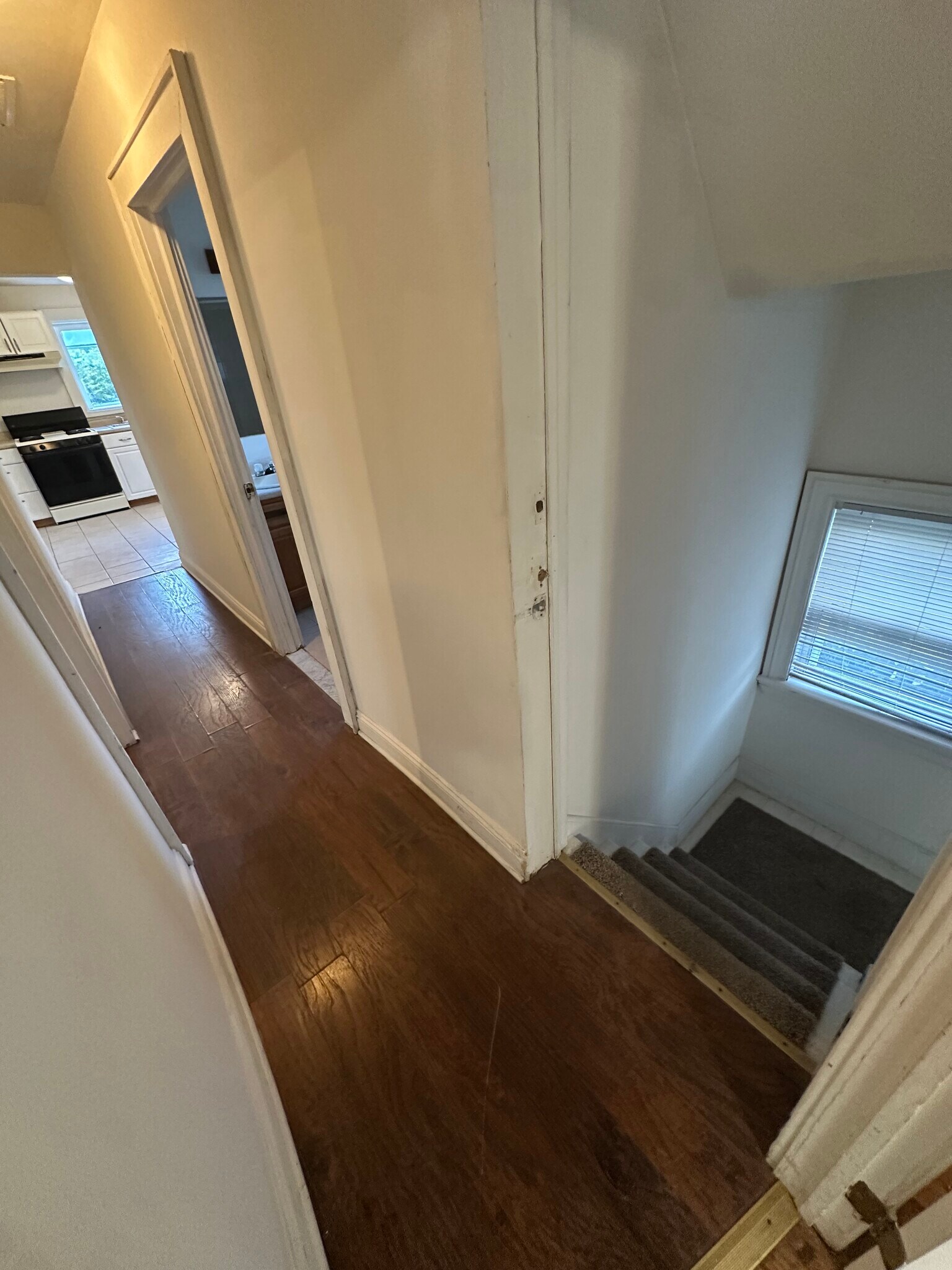 Building Photo - 212 Jackson Ave