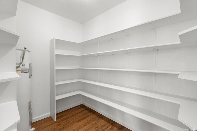 Building Photo - 10802 Winter Creek