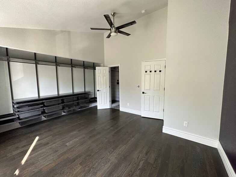 Building Photo - 279 Pheasant Run