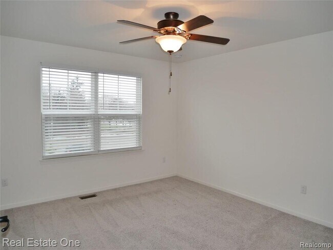 Building Photo - 4637 Bradley Cir