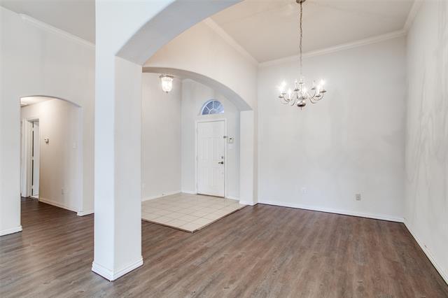 Building Photo - 2705 Emerald Ln