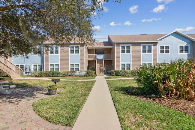 Building Photo - Coastal Condo Living in Gated Fernandina B...