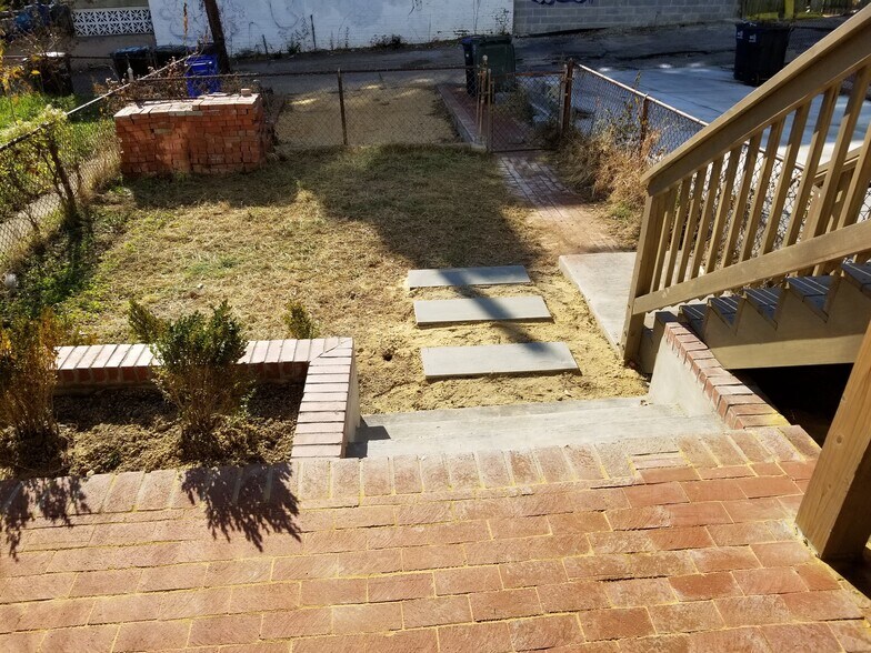 Backyard - 702 Ingraham St NW