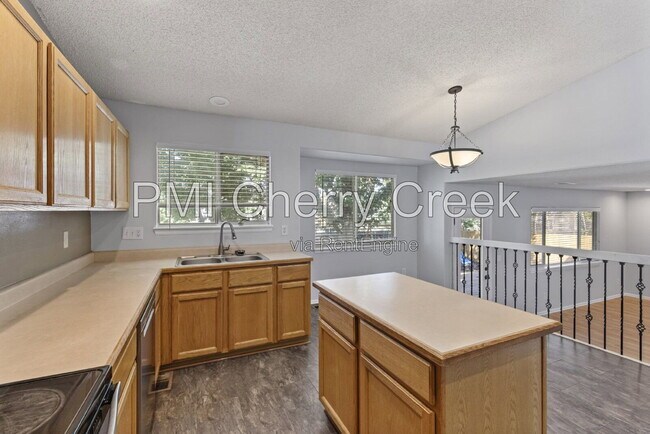 Building Photo - 21494 E Crestline Ln