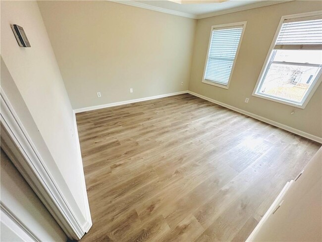 Building Photo - 2090 Lily Valley Dr