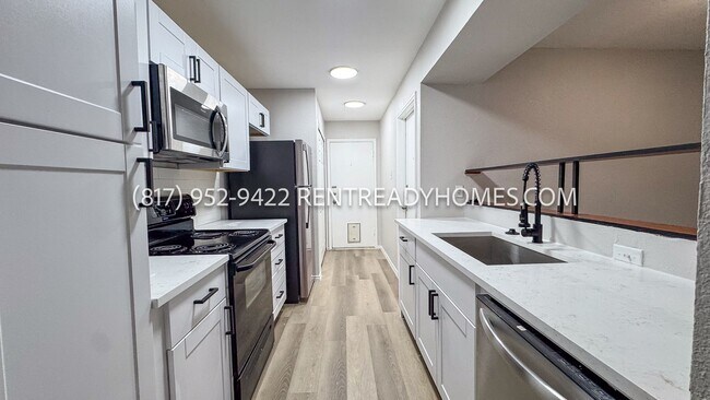 Building Photo - 1334 Natchez Trce