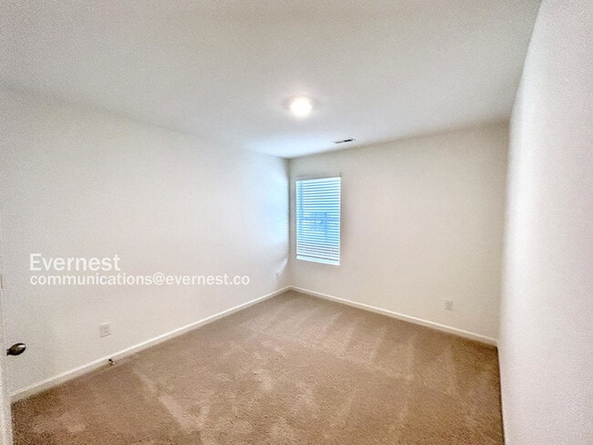 Building Photo - 1440 Long Leaf Ln