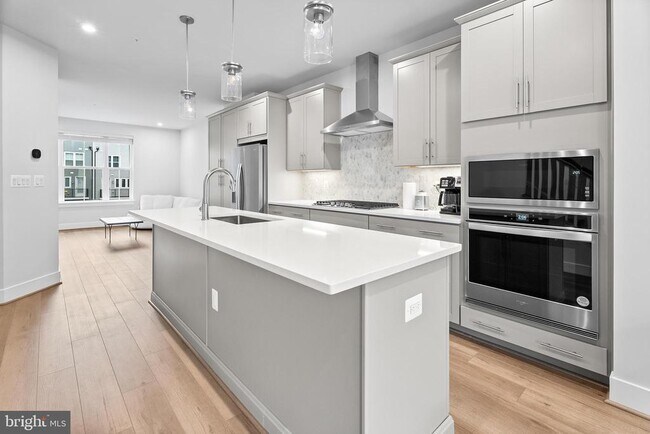 Building Photo - 468 Altezza Dr NE