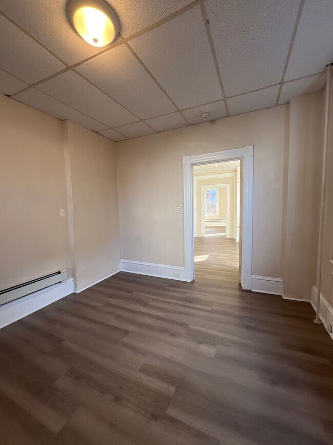 Building Photo - 1225 Lehigh St