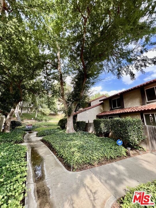 Building Photo - 27574 Rondell St