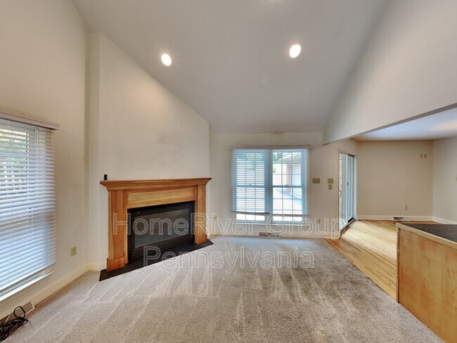 Building Photo - 31 Brucewood Dr
