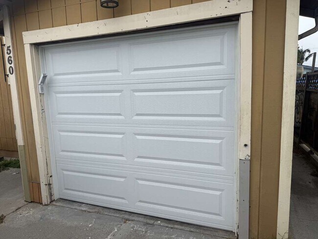 Building Photo - 560 3rd St