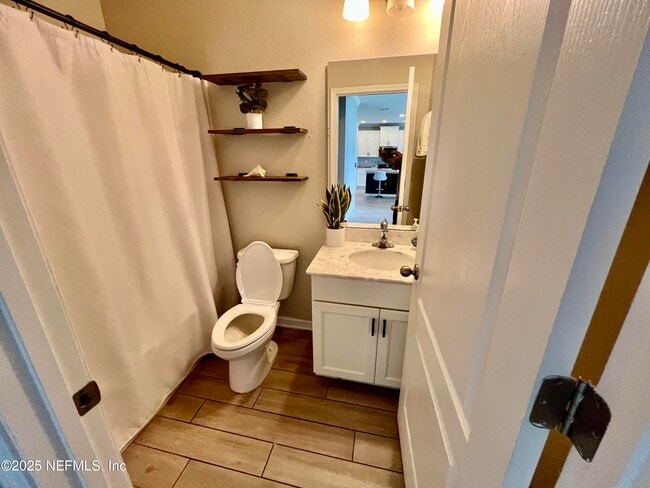 Building Photo - 11498 Red Koi Dr