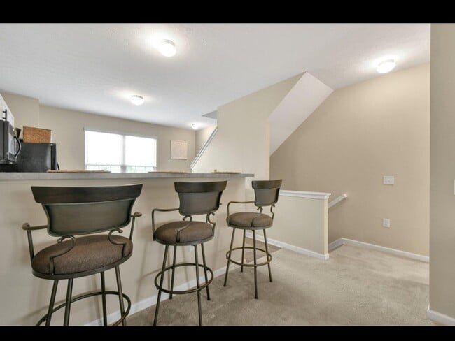 Building Photo - 389 Laurel Creek St