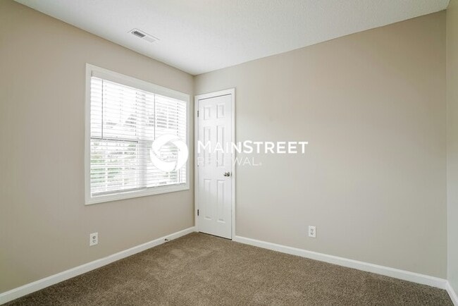 Building Photo - 3 Bedroom Pet-Friendly Home in Raleigh, NC with Main Street Renewal