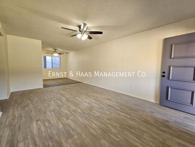 Building Photo - 282 Molino Ave