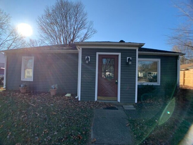 Primary Photo - Spacious Rural Setting- 3 bedroom in Niles!