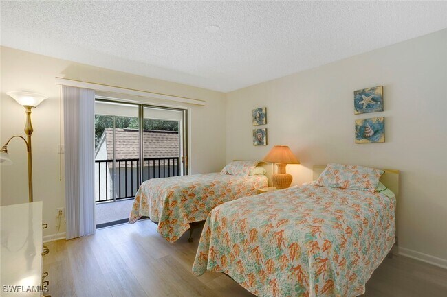 Building Photo - 15400 Cedarwood Ln