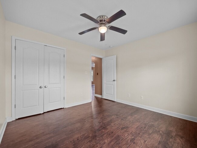 Building Photo - Welcome to Canons Edge!