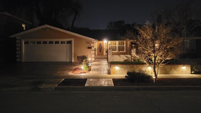 Building Photo - Beautifully remodeled one story house in Blossom Valley! $4700