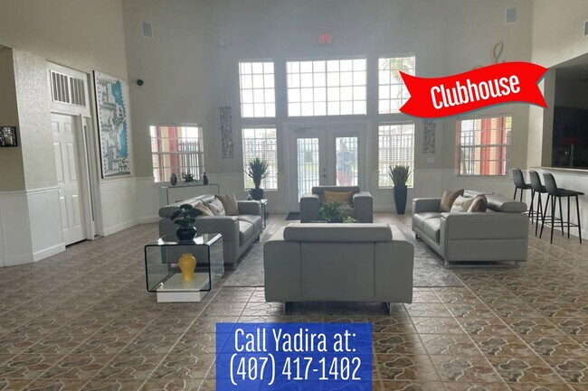 Building Photo - Beautiful third floor unit with 2 bedrooms...