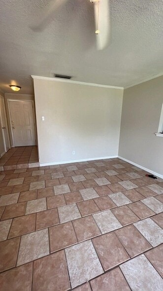 Building Photo - 902 Toyah Creek Ln