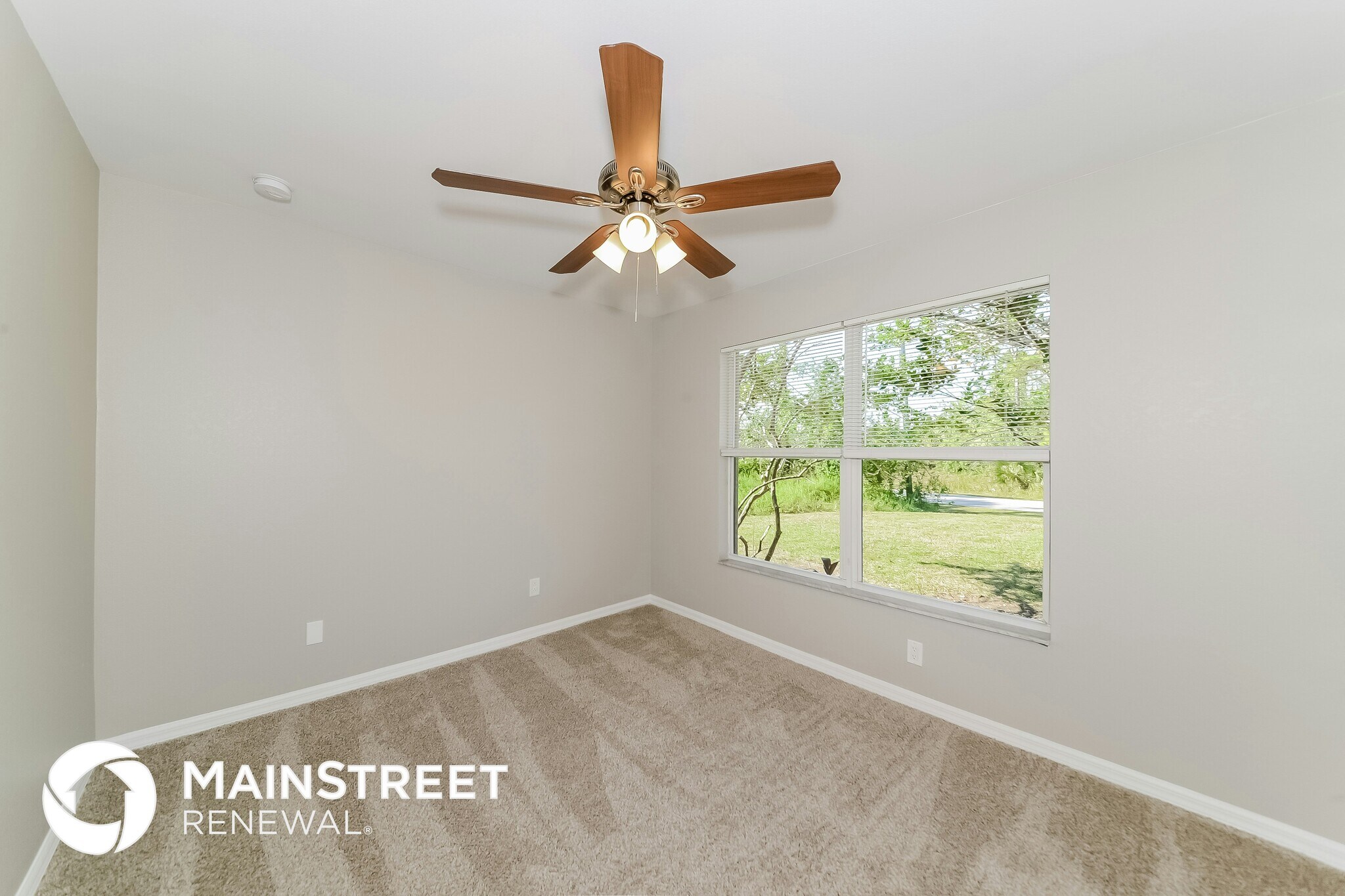 Building Photo - 1366 Fairoaks Dr