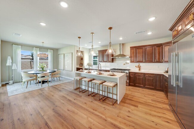 Building Photo - 2162 W Solo Wy