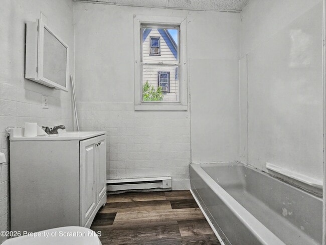 Building Photo - 602 Prospect Ave