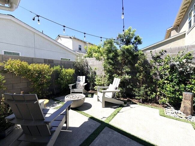 Building Photo - Elegant Rancho Mission Viejo Home with Open Floor Plan