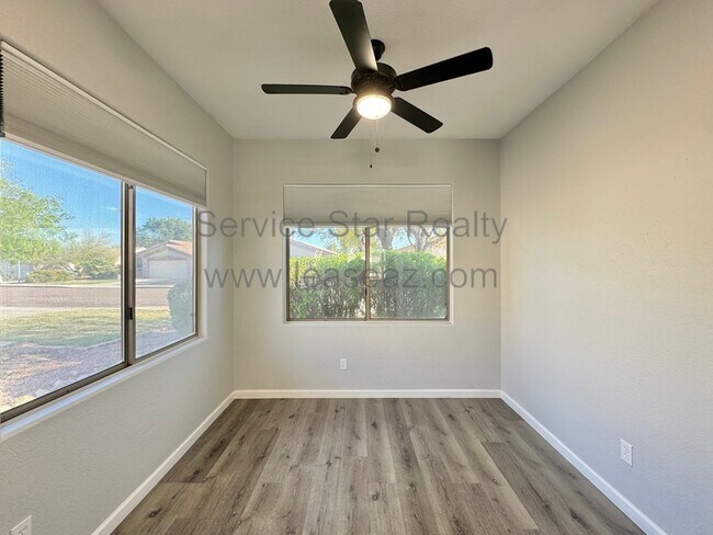 Building Photo - 13536 W Canyon Creek Dr